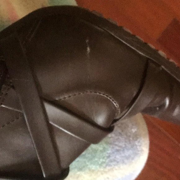 Boots - Picture 3 of 4